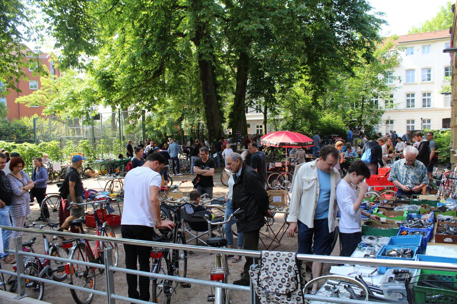 FahrradFlohmarkt und „Rad+“-Community im HausDrei am 21. Juli 2024